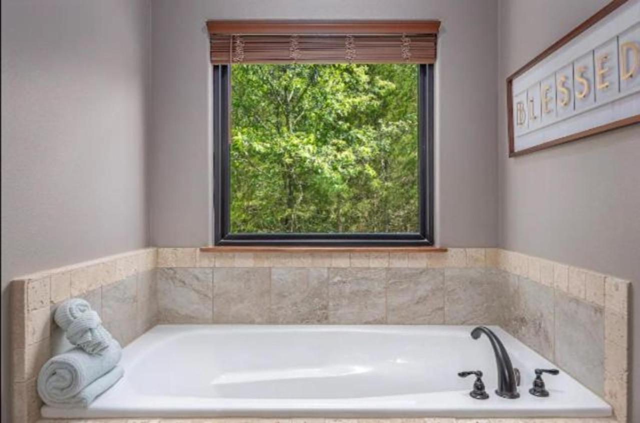 HollisterPremier Retreat With Hot Tub, Theater & Pool Table别墅 外观 照片